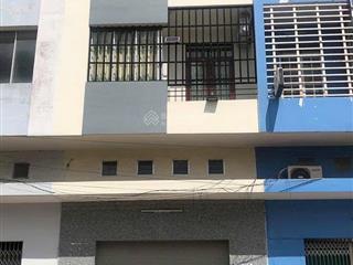 Cho thuê nhà 1 trệt 3 lầu tại đường nguyễn huệ, 15tr/ tháng