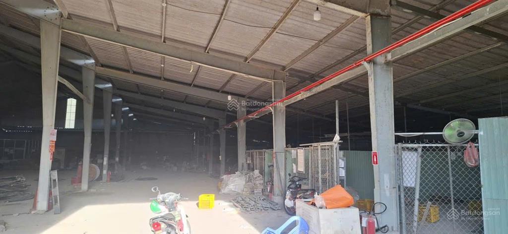 Cho thuê xưởng 2000m2 tại quận 8, giá 120tr/tháng