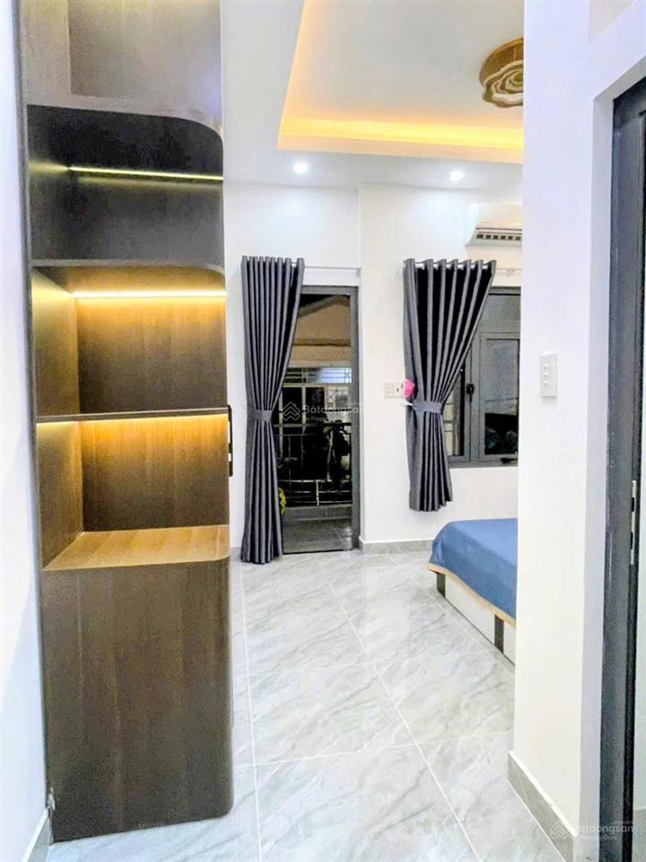 Bán nhà mới hoàn thiện vô ở liền quận 7