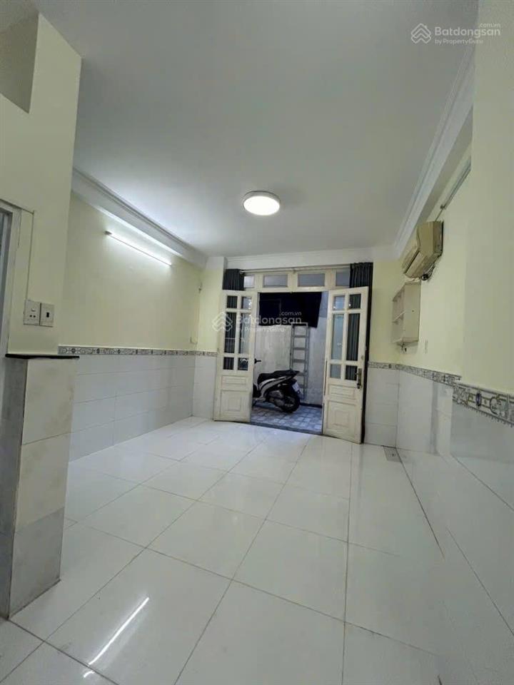 Bán nhà hẻm 373 trần xuân soạn quận 7