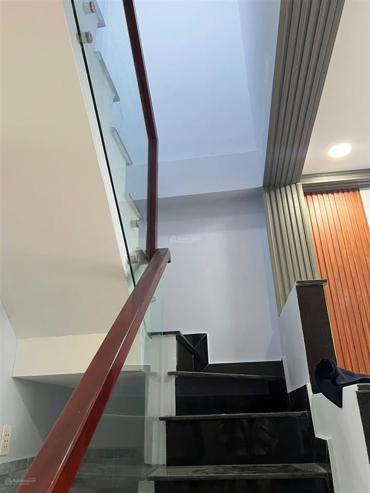 Bán nhà đẹp, hẻm thông, 2 mặt tiền trước sau, gần lottemart quận 7