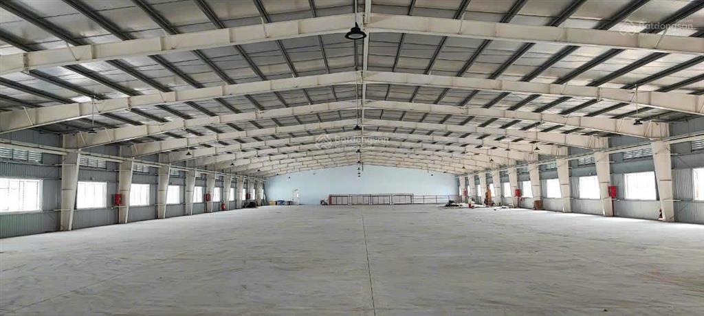 Cho thuê kho xưởng kcn thuận đạo, long an  diện tích 2.600m²