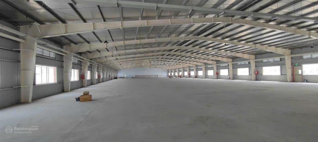 Cho thuê kho xưởng kcn thuận đạo, long an  diện tích 2.600m²
