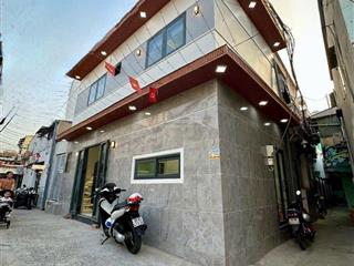 Bán nhà sổ hồng riêng hẻm đẹp . 2 mặt tiền thoáng mát .