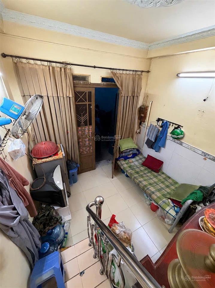Bán nhà sổ riêng 793 trần xuân soạn quận 7