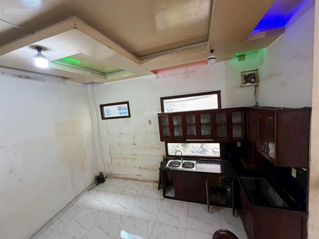 Bán nhà riêng hẻm 85, trần xuân soạn, 5,65 tỷ, 55m2, 3pn, 4wc, đẹp, nhiều tiện ích