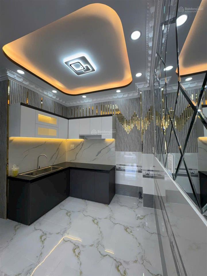 Bán nhà riêng tại 96 đào tông nguyên, 2,3 tỷ, 40m2 đẹp nhiều tiện ích