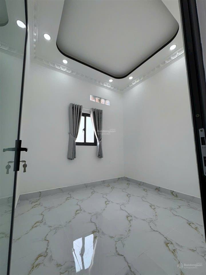 Bán nhà riêng tại 96 đào tông nguyên, 2,3 tỷ, 40m2 đẹp nhiều tiện ích