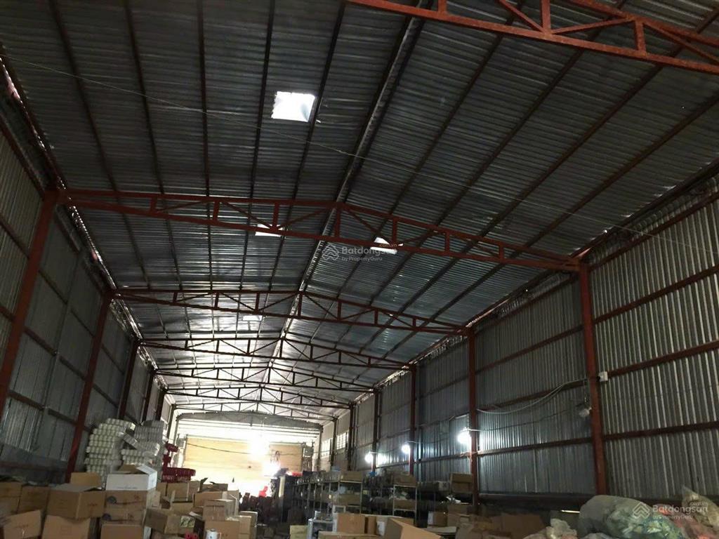Cho thuê kho xưởng bình chánh 600m2 mặt tiền đường lê đình chi,30 triệu/tháng , đường container.
