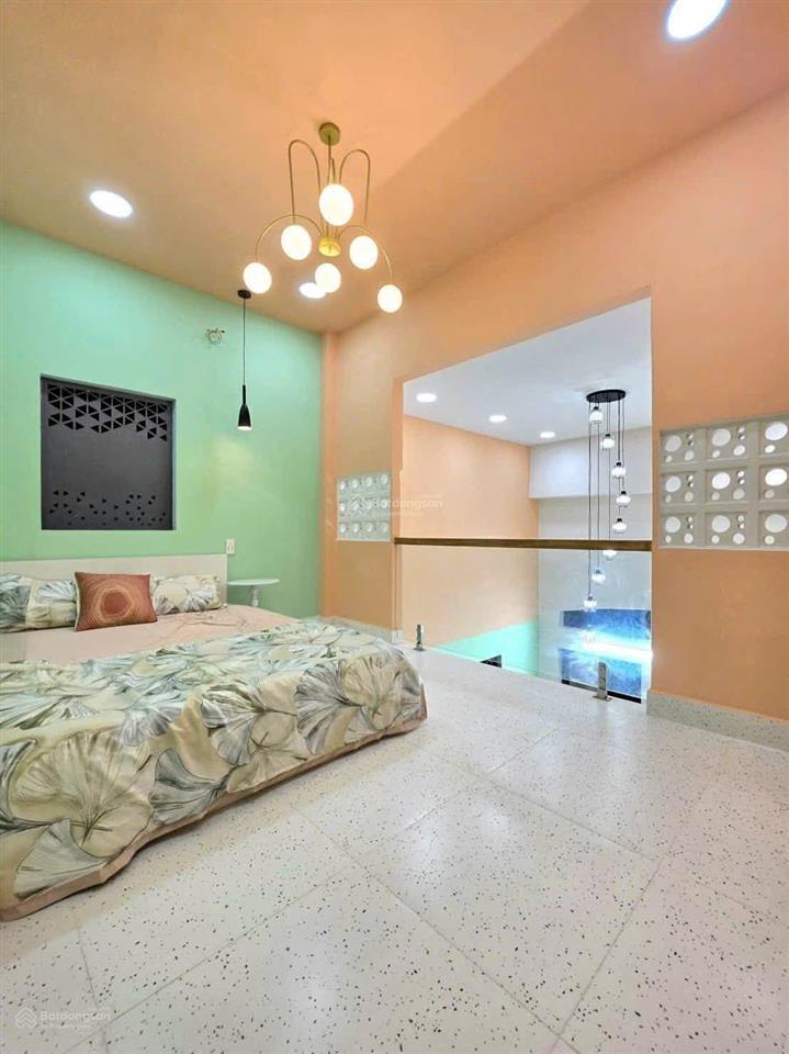 Nhà đẹp rộng vào ở ngay. giá còn thương lượng
