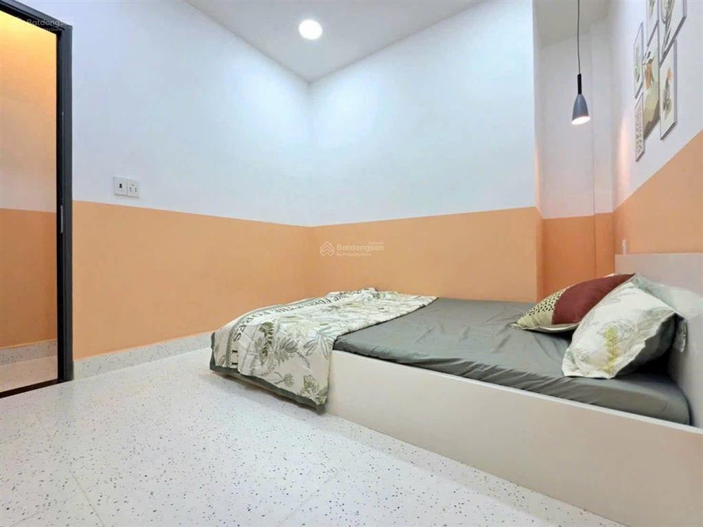 Nhà đẹp rộng vào ở ngay. giá còn thương lượng