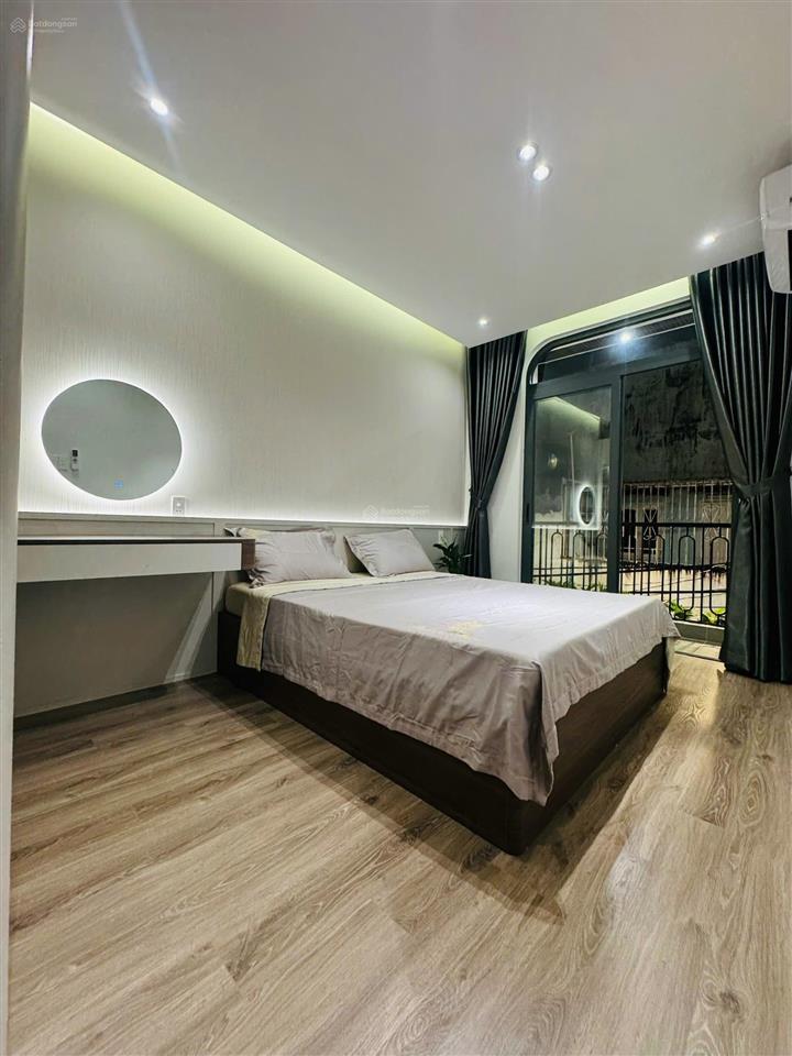 Nhà sổ hồng riêng xây mới vào ở ngay. vị trí đẹp