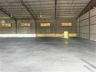 Cho thuê kho 300m2 đường xe container tại đường đào trí, quận 7, tp.hcm
