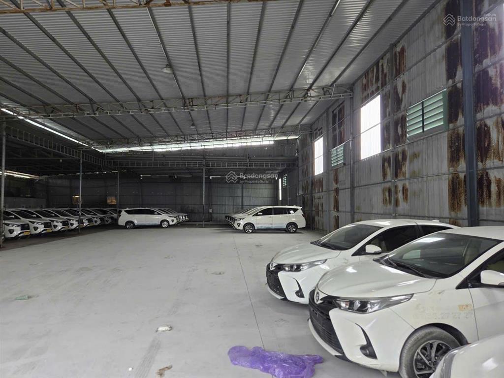 Cho thuê kho 2.000m² đường xe container phường long trường, tphcm