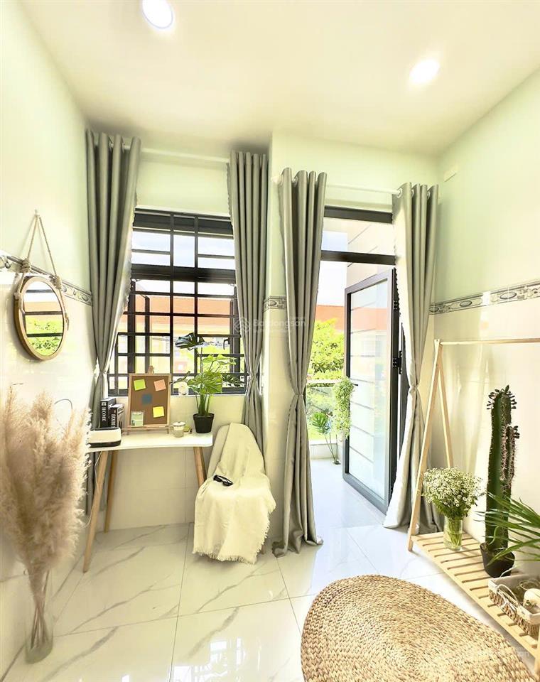 Studio siêu chill, ban công rộng rãi tại hẻm 62 lâm văn bền  chỉ 5.5 triệu! trống sẵn dọn vào ngay
