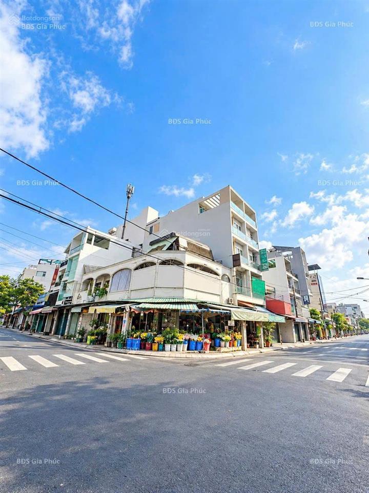 Tòa nhà góc 2 mặt tiền quận 7 diện tích lớn 139m2 kinh doanh đỉnh cao  xây dựng 5 tầng, hầm, lửng!