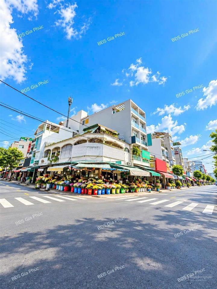 Tòa nhà góc 2 mặt tiền quận 7 diện tích lớn 139m2 kinh doanh đỉnh cao  xây dựng 5 tầng, hầm, lửng!