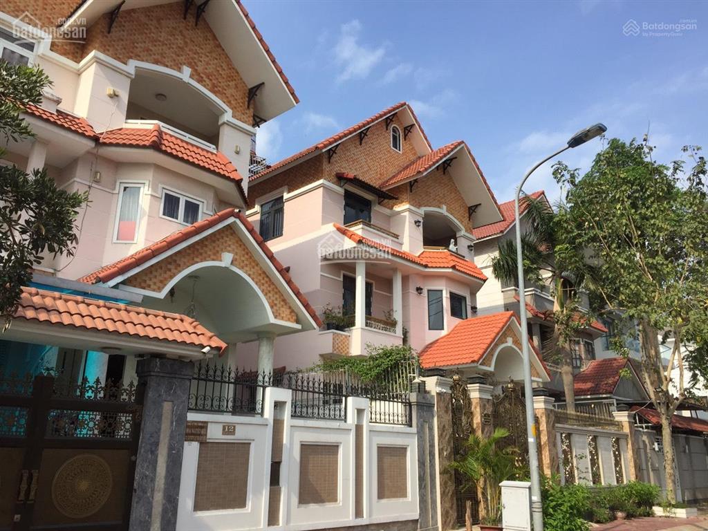 Cần cho thuê nhà biệt thự dt 8 x 20m him lam 6a đường lơn 25m2 , vị trí đẹp giá 39.9 tr/tháng 