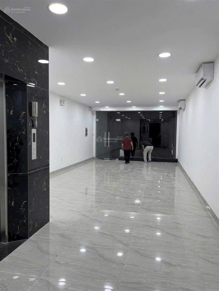 Cho thuê nhà mt khu đô thị him lam kênh tẻ q7, giá 65 triệu, dt 100m2, giá rẻ  0777 789 ***