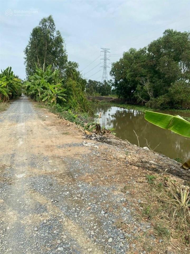 Bán miếng đất đẹp 1413m2 xã long thạnh, thủ thừa, long an, đường ô tô tới đất,  giá tốt chỉ 1,2 tỷ