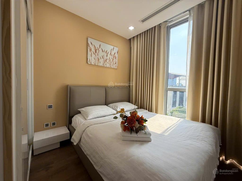 Chủ cần tiền bán gấp 2pn giá 9,3 tỷ (giảm giá 600tr) vinhomes central park giá tốt
