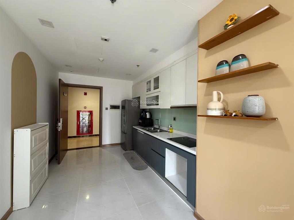 Chủ cần tiền bán gấp 2pn giá 9,3 tỷ (giảm giá 600tr) vinhomes central park giá tốt