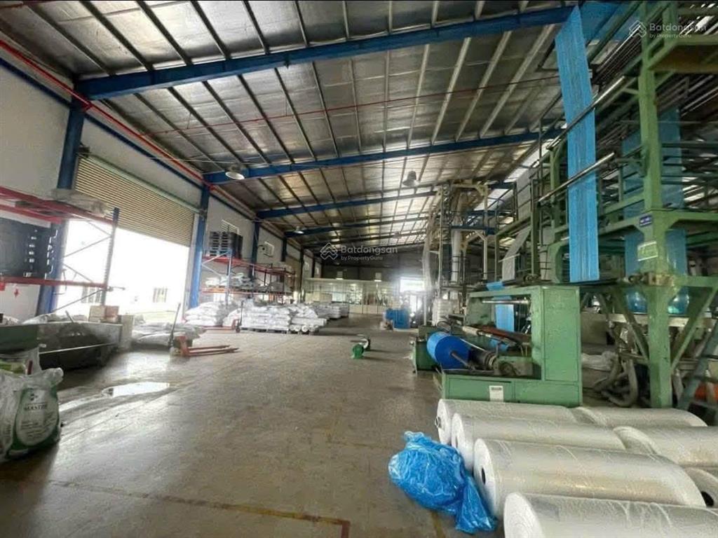 Cho thuê kho, xưởng 1800m2 kcn hố nai trảng bom, đồng nai