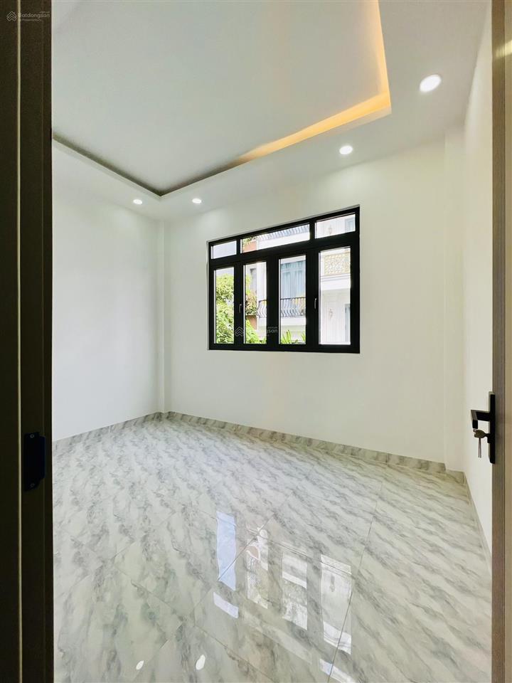 Giá tốt 5,95 tỷ nhà 3 tầng mới xây 58m2 khu đồng bộ đường tân kỳ tân quý giáp tân phú