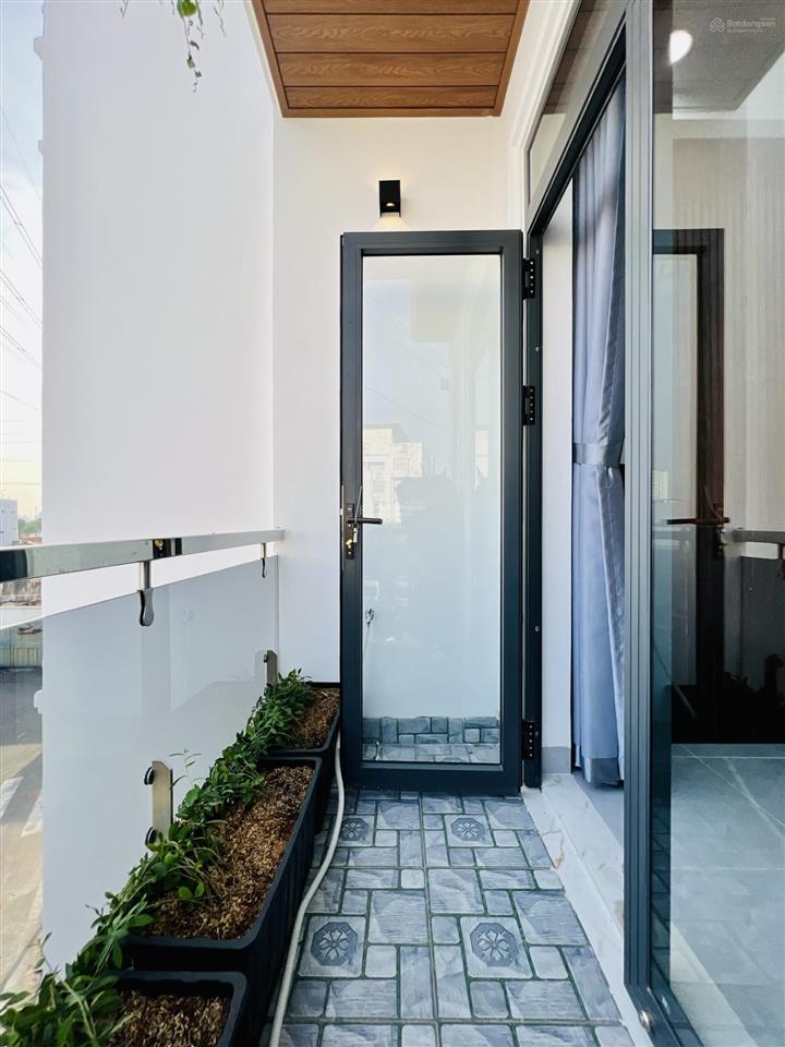 Dãy nhà cao cấp khu đồng bộ đ. kinh dương vương gần aeon tên lửa 60m2 x 5 tầng 7,56 tỷ shr