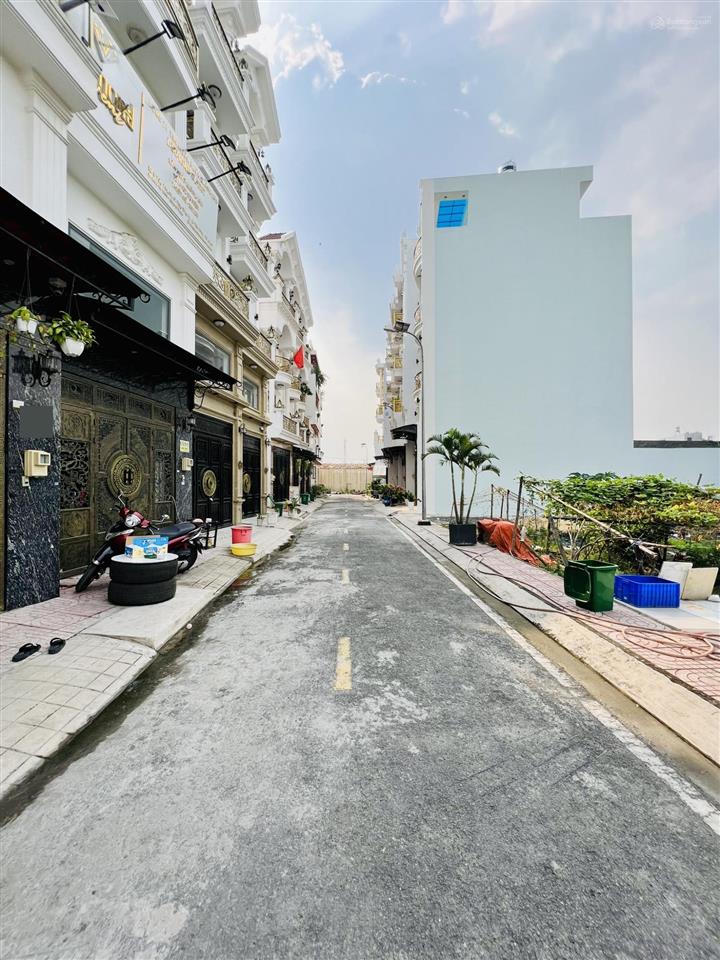 Bán đất bình tân 3 mặt tiền 59m2 khu phân lô đường bình thành giá tốt 3,85 tỷ shr