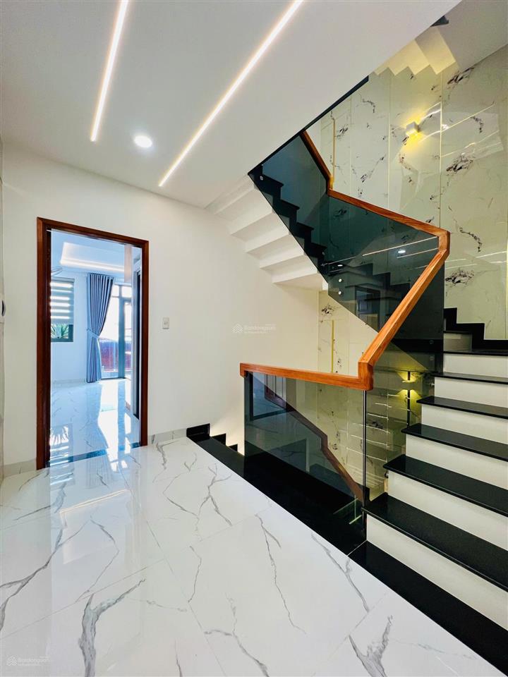 Bán nhà đẹp bình tân mới xây 68m2 x 5 tầng giá tốt 8,95 tỷ khu phân lô lê văn quới thông hương lộ 2