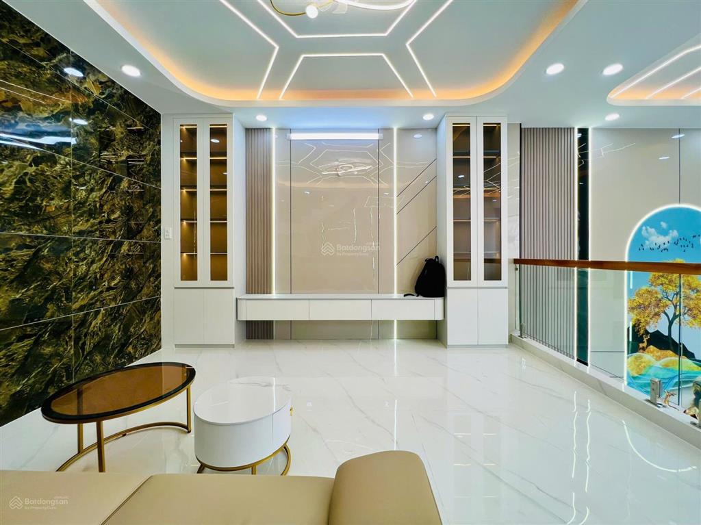 Giá tốt  bán nhà bình tân đường hương lộ 2 khu phân lô gần tên lửa 57m2 x 5 tầng 6,6 tỷ