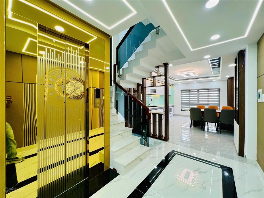 Nhà đẹp  bán nhà bình tân 5 tầng có thang máy chợ gò xoài hxh giáp tân phú, 64m2, 8,9 tỷ