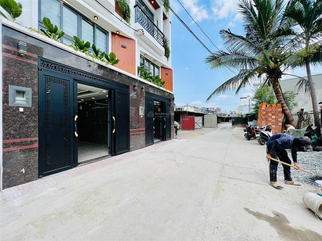 Nhà đẹp  bán nhà bình tân 5 tầng có thang máy chợ gò xoài hxh giáp tân phú, 64m2, 8,9 tỷ