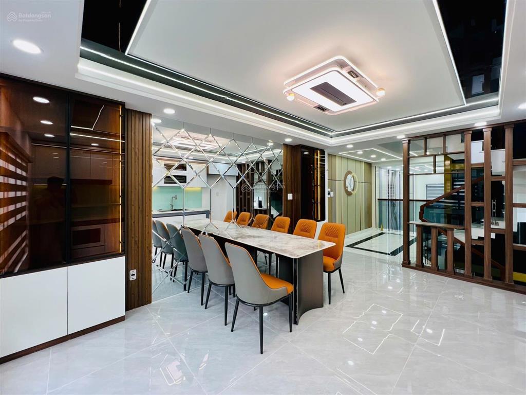 Nhà đẹp  bán nhà bình tân 5 tầng có thang máy chợ gò xoài hxh giáp tân phú, 64m2, 8,9 tỷ