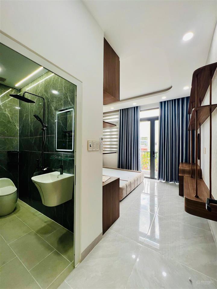 Nhà đẹp  bán nhà bình tân 5 tầng có thang máy chợ gò xoài hxh giáp tân phú, 64m2, 8,9 tỷ