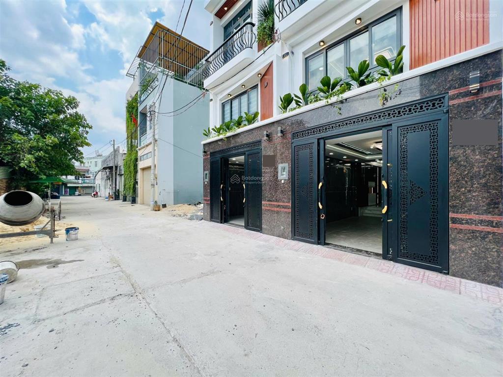 Nhà đẹp  bán nhà bình tân 5 tầng có thang máy chợ gò xoài hxh giáp tân phú, 64m2, 8,9 tỷ
