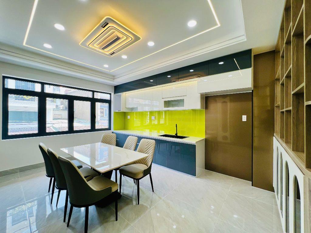Bán Nhà Bình Tân Mới Xây Chợ Gò Xoài Giáp Tân Phú 68m2 x 5 Tầng Giá Tốt 8,3 Tỷ