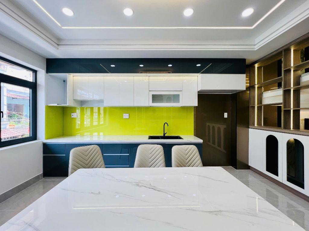 Bán Nhà Bình Tân Mới Xây Chợ Gò Xoài Giáp Tân Phú 68m2 x 5 Tầng Giá Tốt 8,3 Tỷ