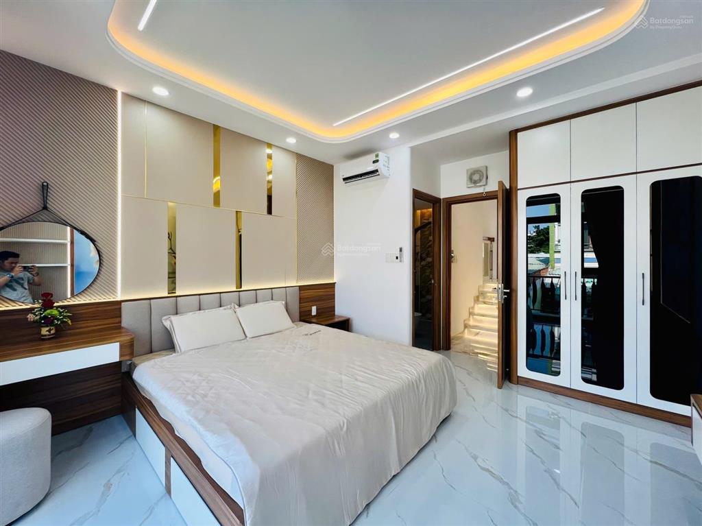 Bán nhà bình tân, mới xây hương lộ 2, gần bốn xã, 60m2 x 5 tầng, giá tốt 7,65 tỷ