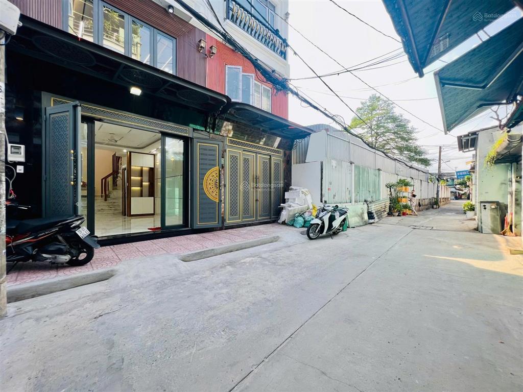 Bán nhà bình tân, mới xây hương lộ 2, gần bốn xã, 60m2 x 5 tầng, giá tốt 7,65 tỷ