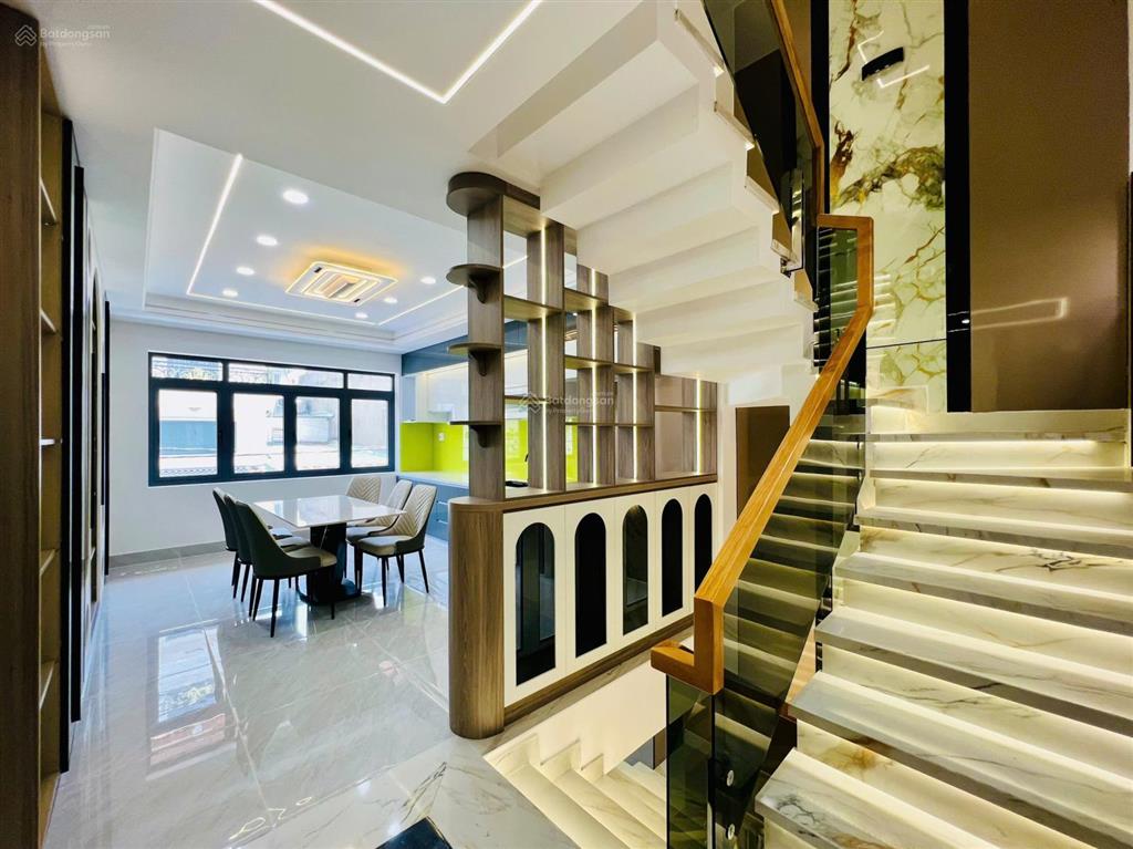 Bán nhà bình tân mới xây chợ gò xoài, giáp tân phú, 68m2 x 5 tầng, giá tốt 7 tỷ
