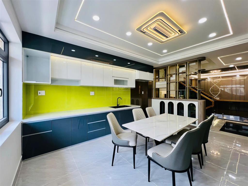 Bán nhà bình tân mới xây chợ gò xoài, giáp tân phú, 68m2 x 5 tầng, giá tốt 7 tỷ