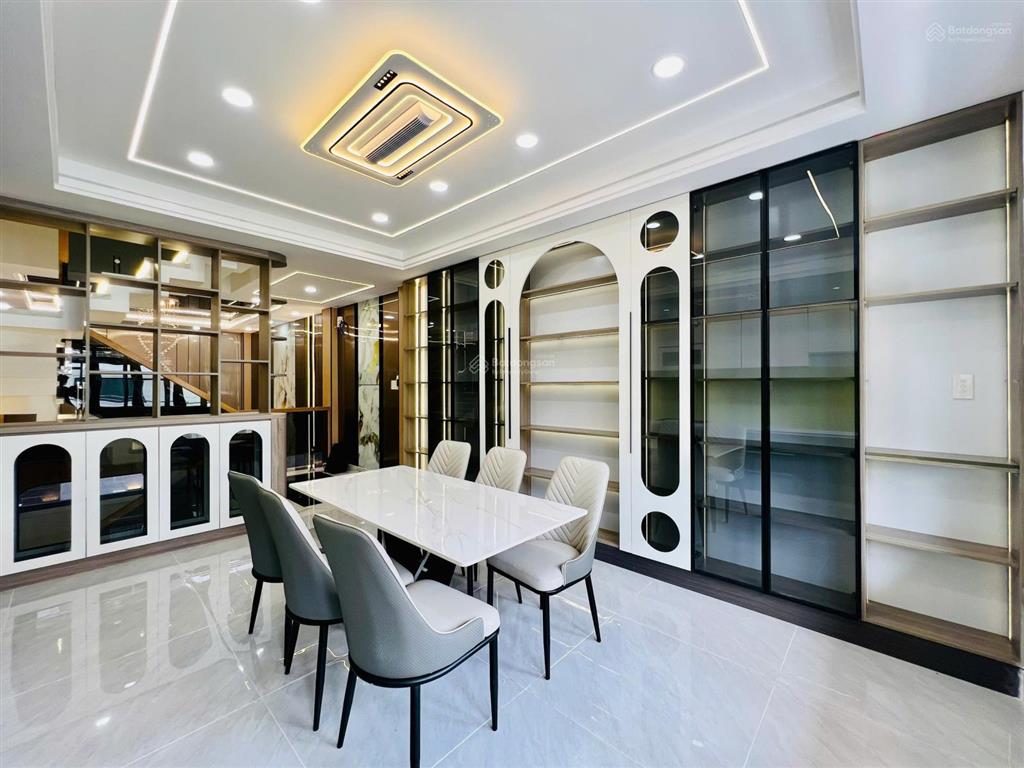 Bán nhà bình tân mới xây chợ gò xoài, giáp tân phú, 68m2 x 5 tầng, giá tốt 7 tỷ