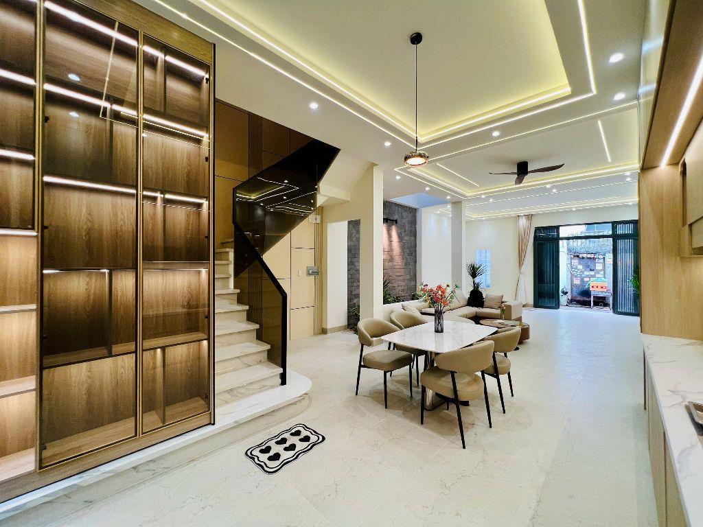 Úi Nhà Đẹp!!! 79m2 x 4 Tầng Full Nội Thất Giá Tốt 7,2 Tỷ Đường Ấp Chiến Lược Sát Tân Phú