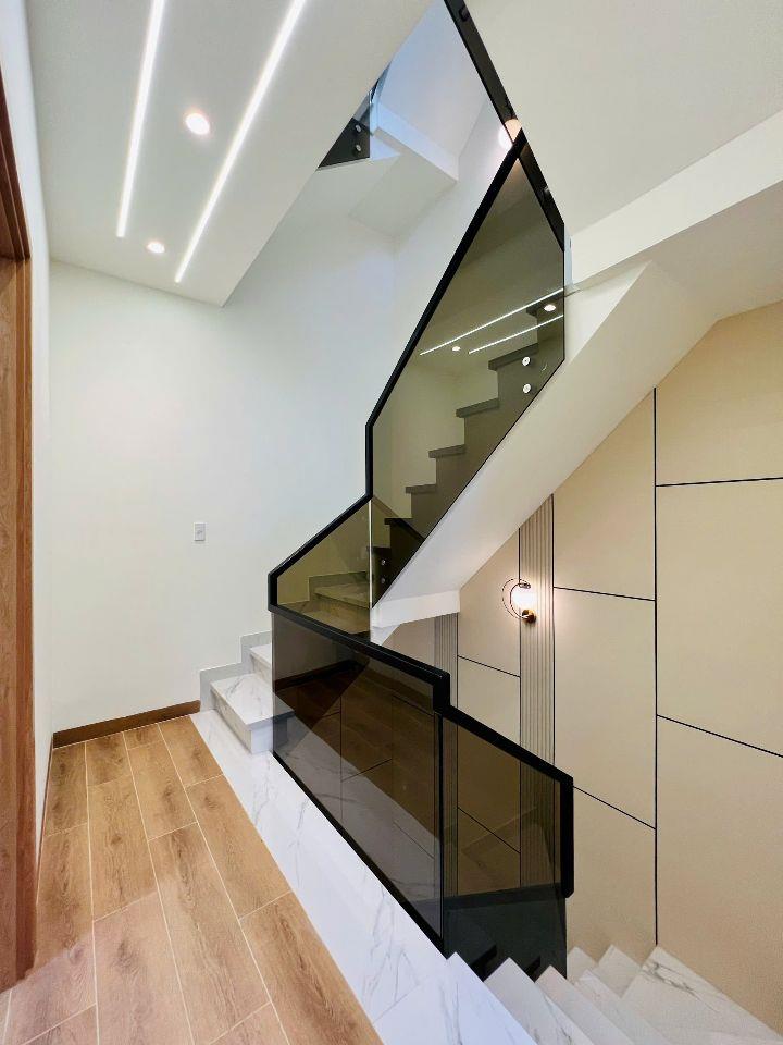Úi Nhà Đẹp!!! 79m2 x 4 Tầng Full Nội Thất Giá Tốt 7,2 Tỷ Đường Ấp Chiến Lược Sát Tân Phú
