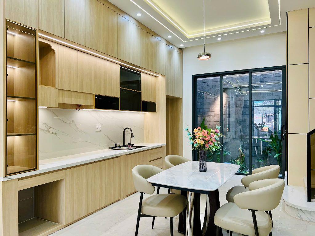 Úi Nhà Đẹp!!! 79m2 x 4 Tầng Full Nội Thất Giá Tốt 7,2 Tỷ Đường Ấp Chiến Lược Sát Tân Phú