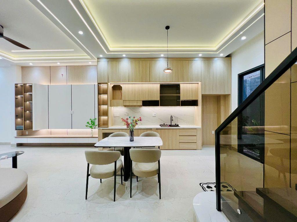 Úi Nhà Đẹp!!! 79m2 x 4 Tầng Full Nội Thất Giá Tốt 7,2 Tỷ Đường Ấp Chiến Lược Sát Tân Phú