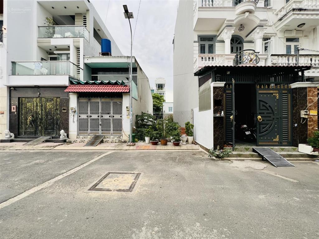 Hàng hiếm đất xây chdv khu phân lô đường 18b sát chợ gò xoài lê văn quới, 96m2, giá tốt 6.85 tỷ shr