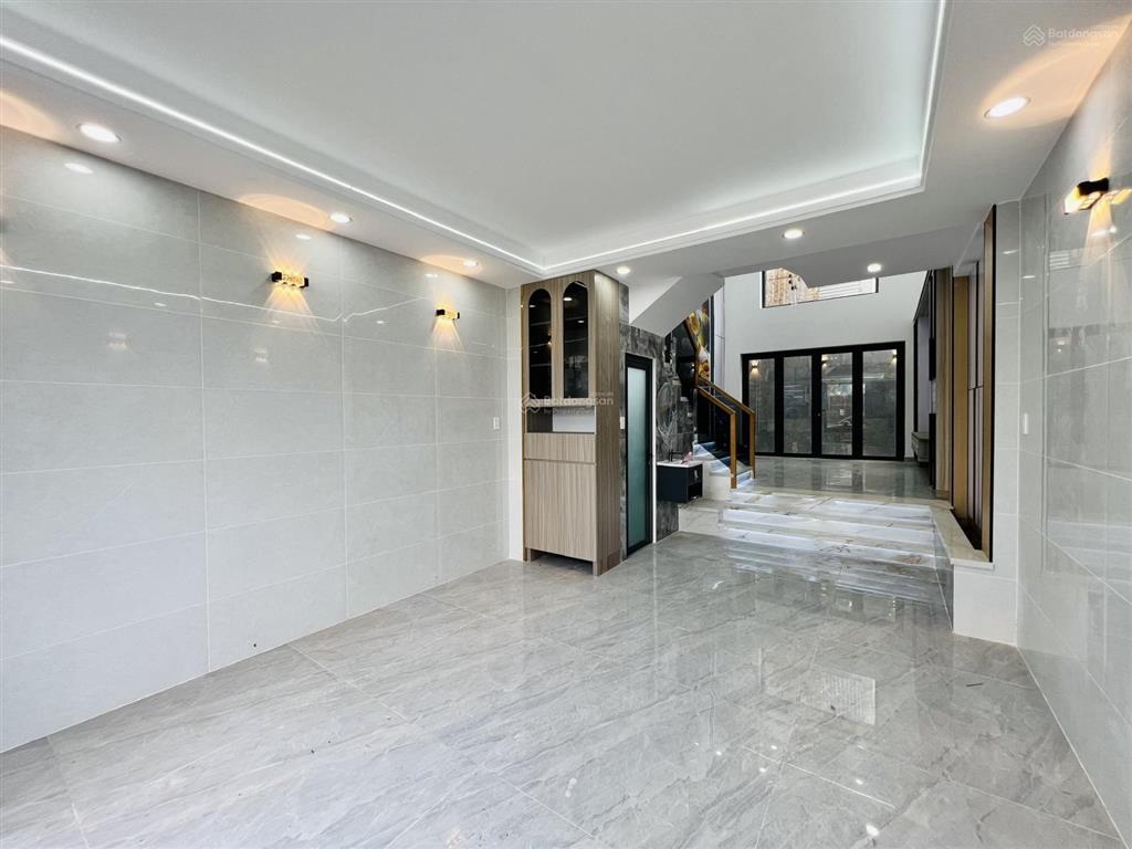 Bán nhà bình tân mới xây đường 18b chợ gò xoài, giáp tân phú, 52m2 x 5 tầng, giá tốt 6,5 tỷ
